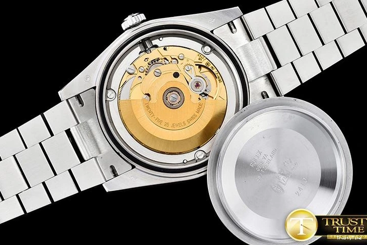 0715 RDD0215C – DayDate 36mm Affordable 686